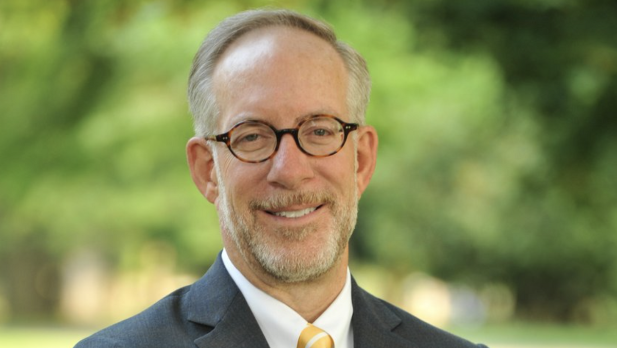 Bill Robertson is set to retire from his position as MultiCare CEO at the end of this year.